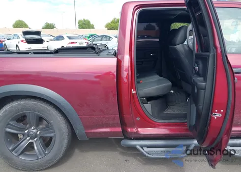 2021 Ram 1500 Classic Warlock 4X4 6'4 Box из США, поврежденный, VIN 1C6RR7GG0MS559705